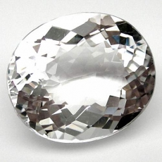 Quarz, Kristallweiss, 18.30 Carat, oval, IF, excellent