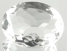 Quarz, Kristallweiss, 12.40 Carat, oval, IF, excellent