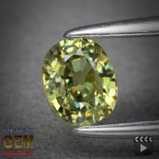 Demantoid, Oval, VS-SI, 0.491 Carat, 5.0x4.0 mm, aus Madagaskar