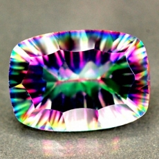 Mystic Quarz, Rainbow 5.83 Carat, Concave, IF, excellent