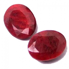 Rubin 61 Carat, Opaque, Oval, 28x20x10mm, per Stück