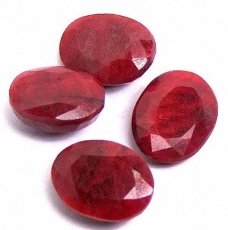 Rubin 35.4 Carat, Opaque, Oval, 28x21x6mm, per Stück