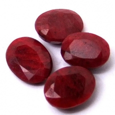 Rubin 23.7 Carat, Opaque, Oval, 21x17x7mm, per Stück